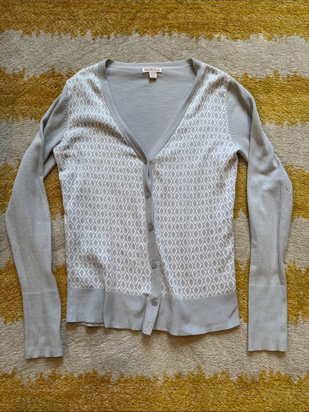 Merona Women's Light Gray and White Diamond Jacquard V-Neck Cardigan XS Cotton